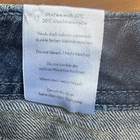 Wrap London Crop Jeans - Picture 9 of 10